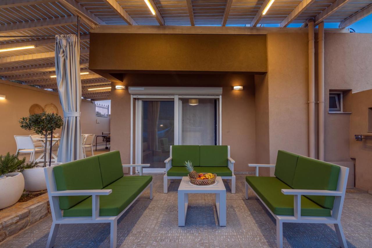 Konstantinos Villa Koutsourás Exteriör bild